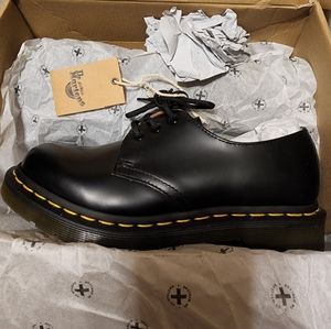 1461 WOMEN'S SMOOTH LEATHER OXFORD SHOES